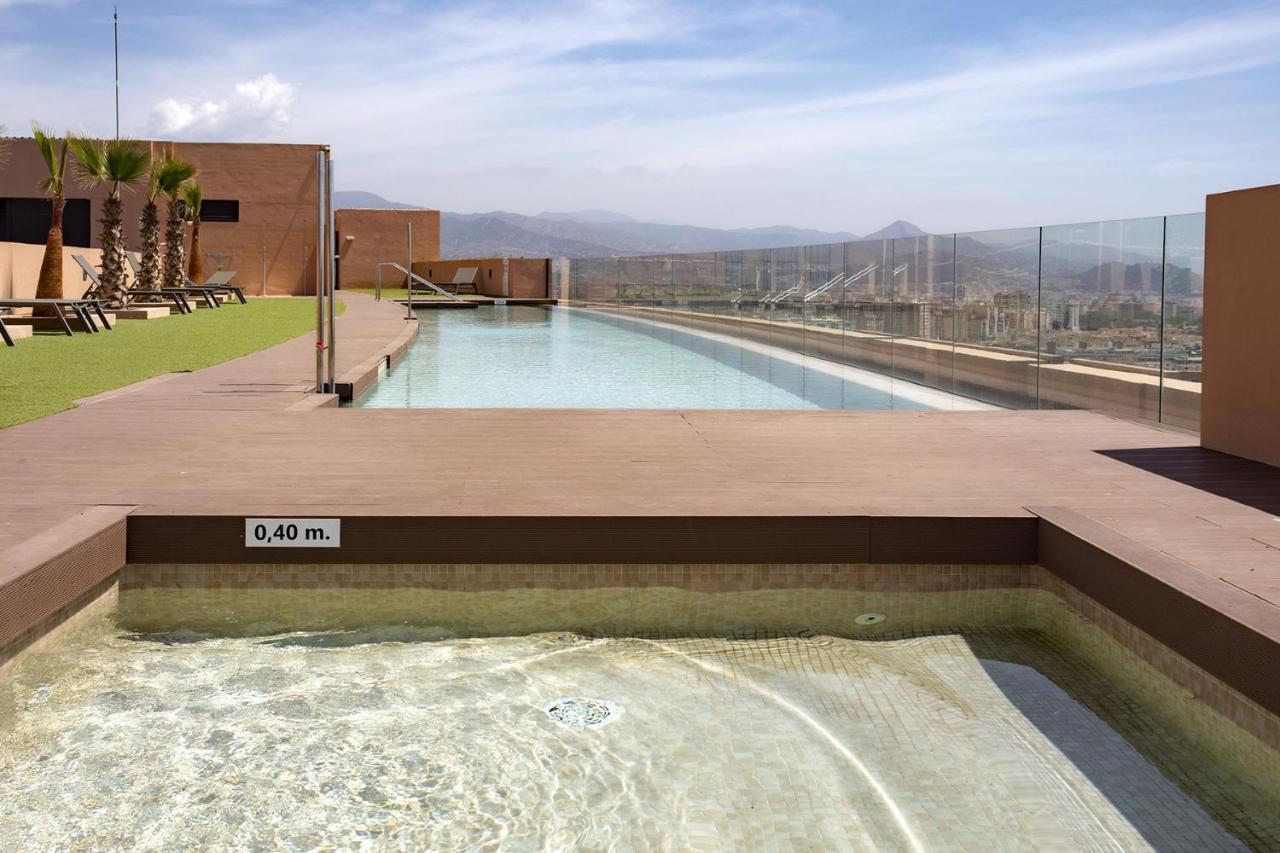 -Malagasunapts-Skygarden Teatinos Pool Playground 외부 사진